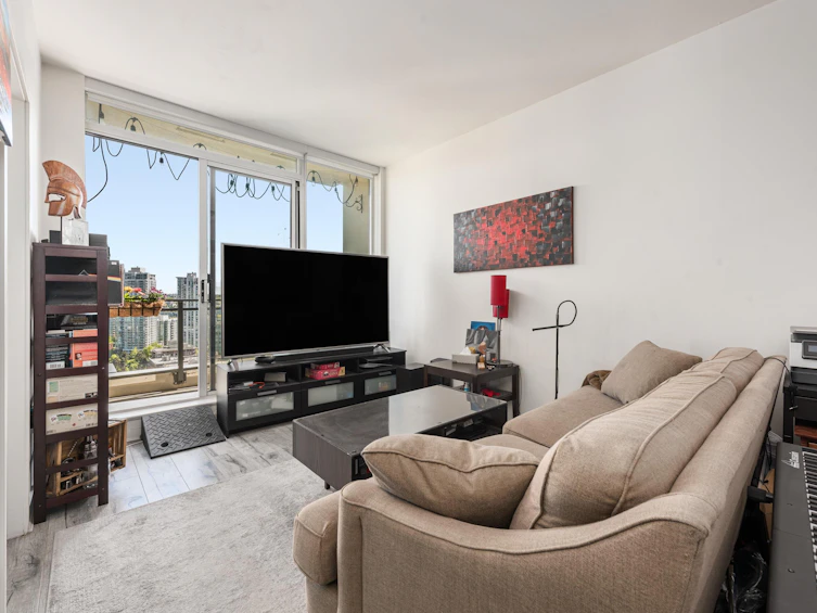 PH10-1082 Seymour Street, Vancouver, BC, V6B 1X9 - 4