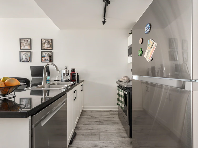 PH10-1082 Seymour Street, Vancouver, BC, V6B 1X9 - 6