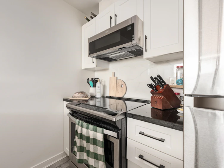 PH10-1082 Seymour Street, Vancouver, BC, V6B 1X9 - 8