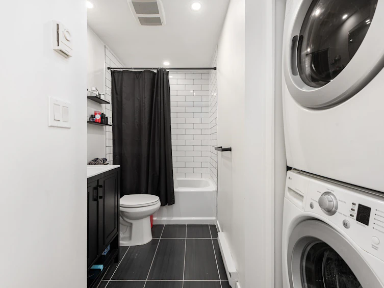 PH10-1082 Seymour Street, Vancouver, BC, V6B 1X9 - 10
