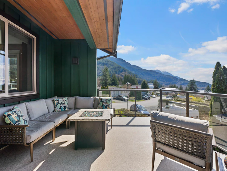 746 Upper Crescent, Squamish, BC, V8B 1J2 - 10