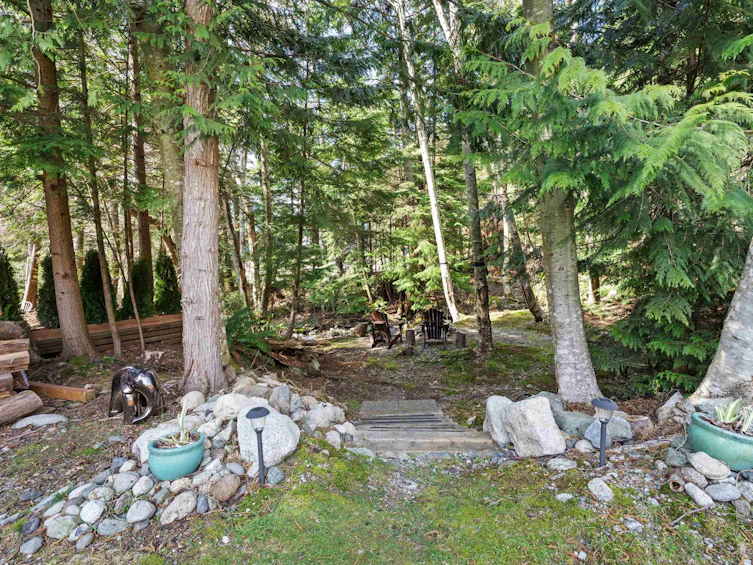 746 Upper Crescent, Squamish, BC, V8B 1J2 - 33