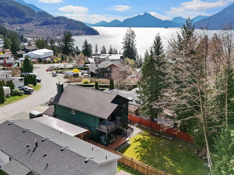 746 Upper Crescent, Squamish, BC, V8B 1J2 - 38