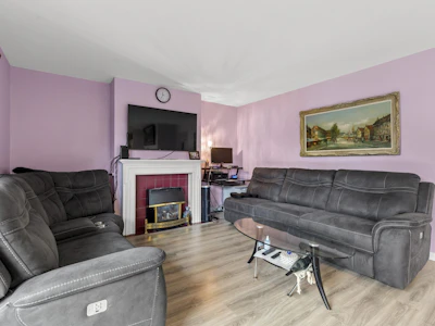 11-32821 6 Avenue - 2
