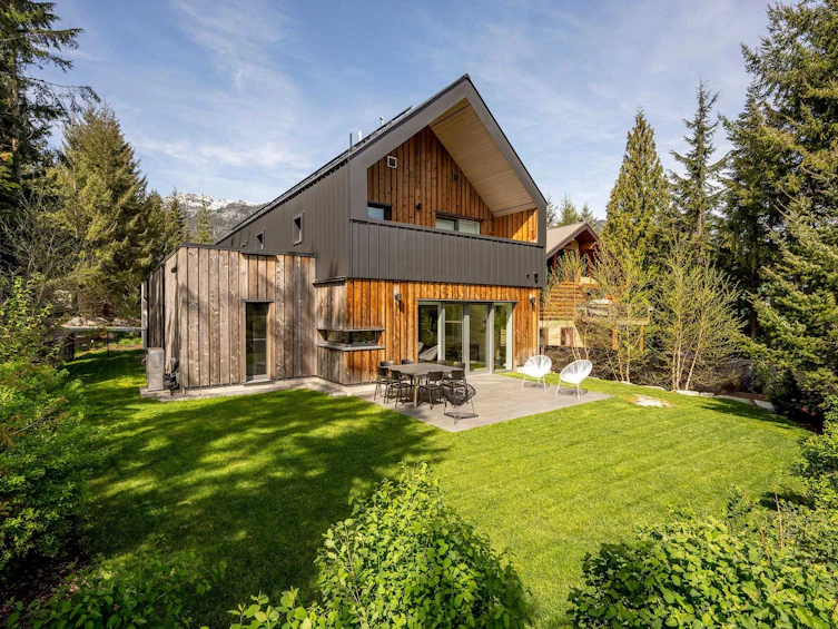 6187 Eagle Drive, Whistler, BC, V8E 0C6