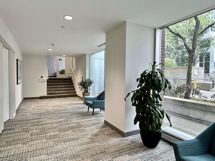 1008-198 Aquarius Mews, Vancouver, BC, V6Z 2Y4 - 36
