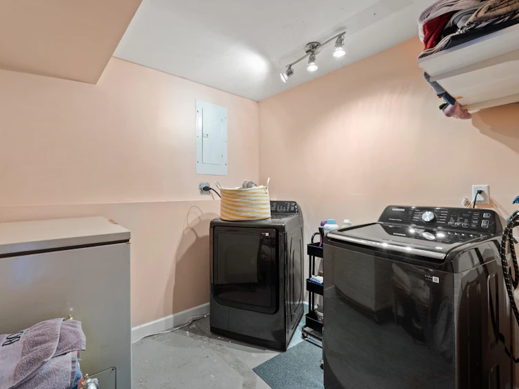 4900 200th Street, Langley, BC, V3A 1L5 - 28