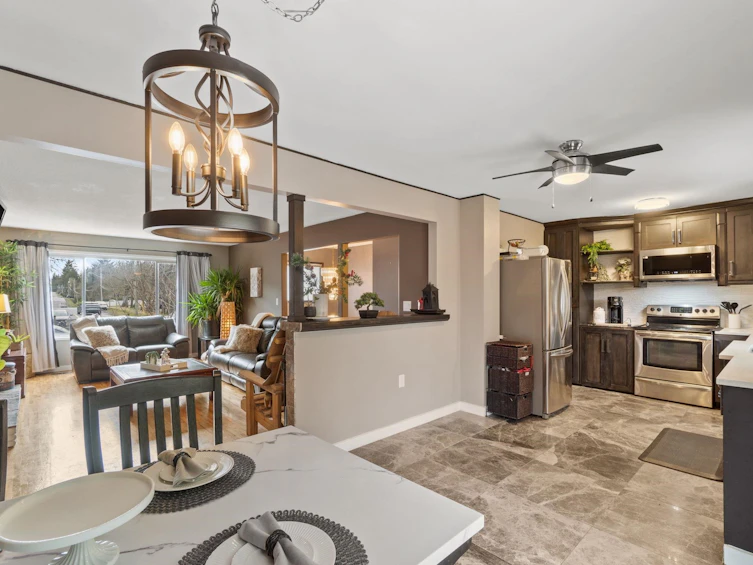 4900 200th Street, Langley, BC, V3A 1L5 - 7