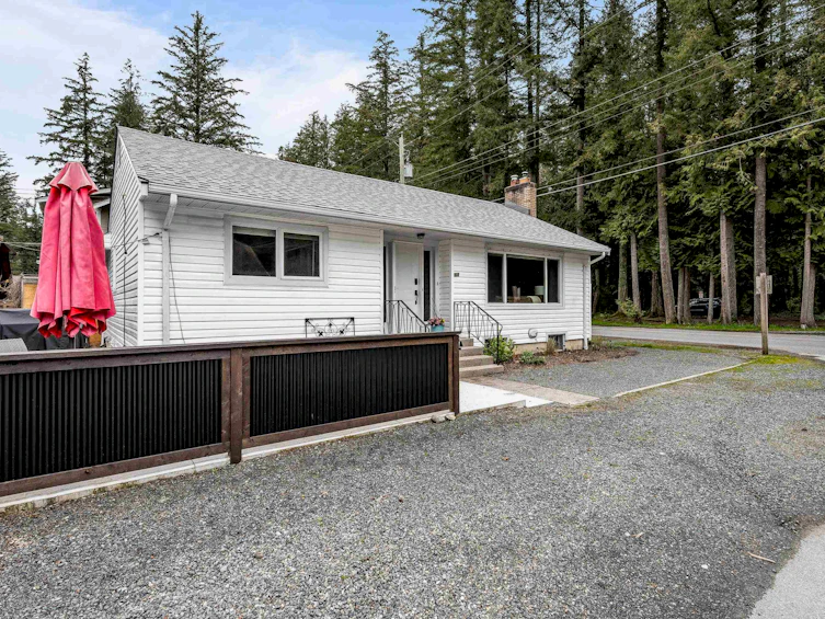 404 Birch Street, Cultus Lake, BC, V2R 4Z3 - 4
