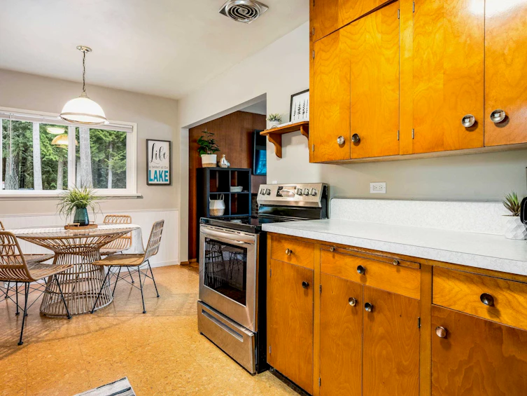 404 Birch Street, Cultus Lake, BC, V2R 4Z3 - 19