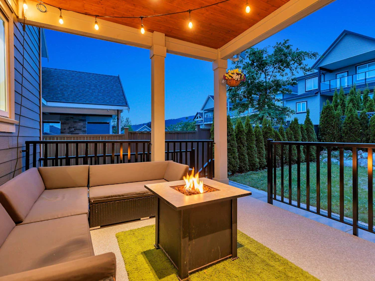 3399 Derbyshire Avenue, Coquitlam, BC, V3E 0G3 - 5