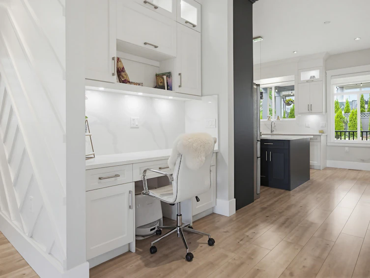 3399 Derbyshire Avenue, Coquitlam, BC, V3E 0G3 - 16