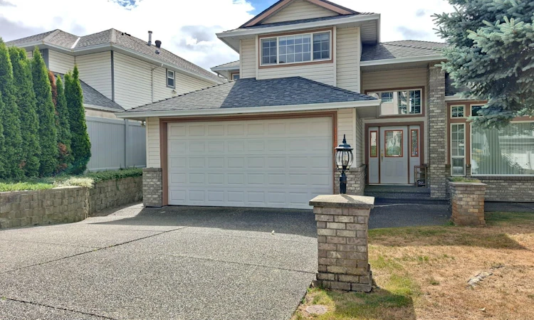 1161 Coutts Way