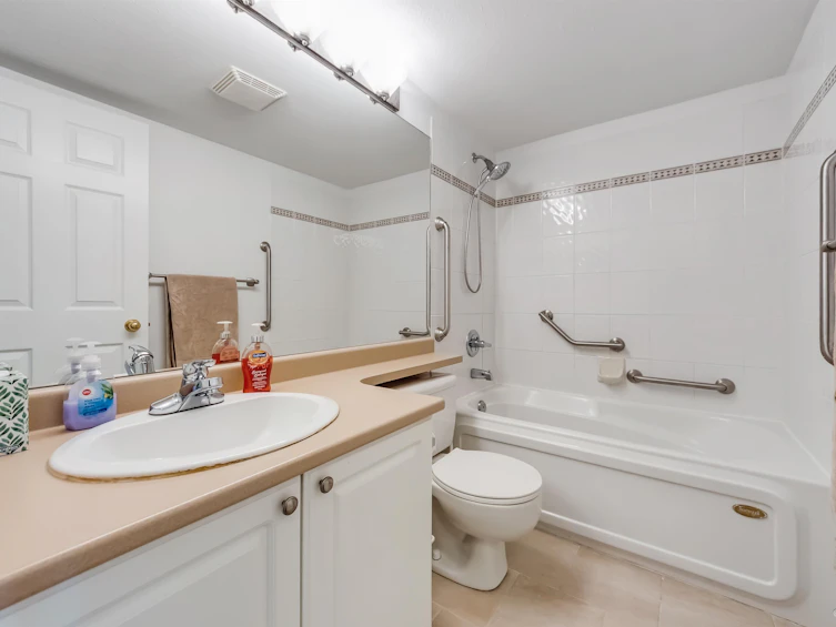 127-6588 Southoaks Crescent, Burnaby, BC, V5E 4K1 - 8