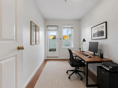 127-6588 Southoaks Crescent - 3