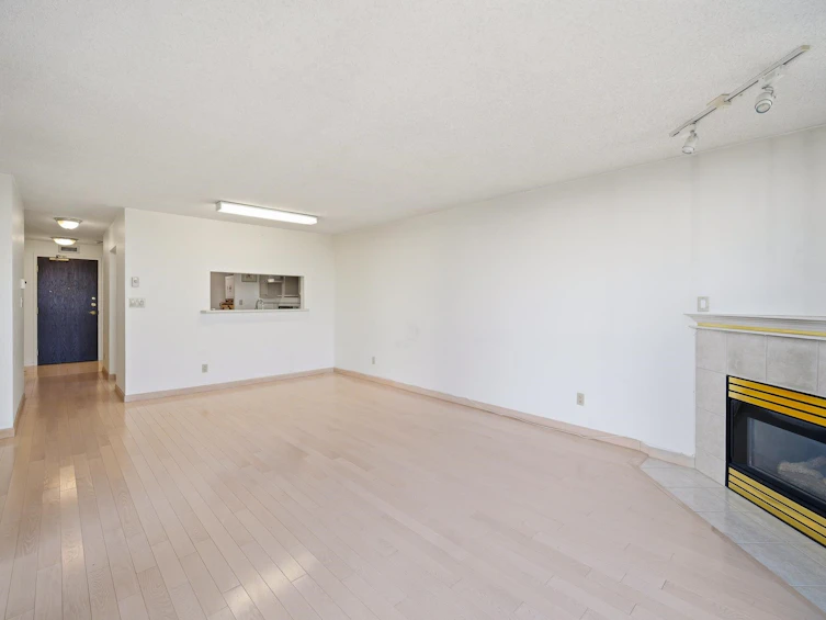 908-7500 Granville Avenue, Richmond, BC, V6Y 3Y6 - 9