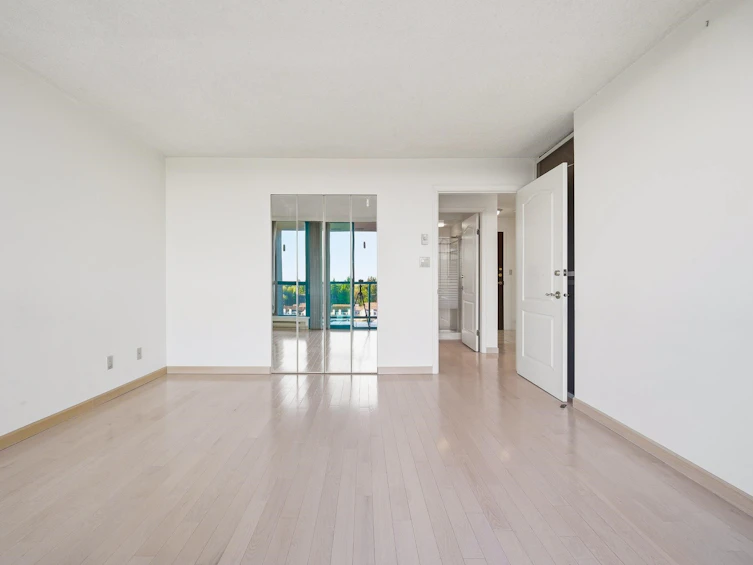 908-7500 Granville Avenue, Richmond, BC, V6Y 3Y6 - 13