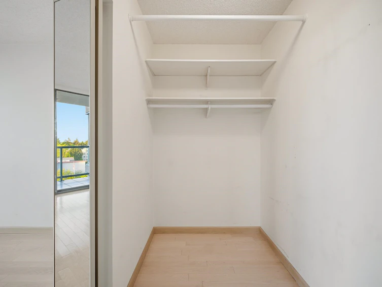 908-7500 Granville Avenue, Richmond, BC, V6Y 3Y6 - 14