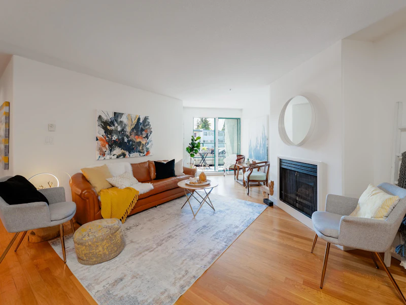 209 - 3131 Main Street, Vancouver BC V5T 3G8