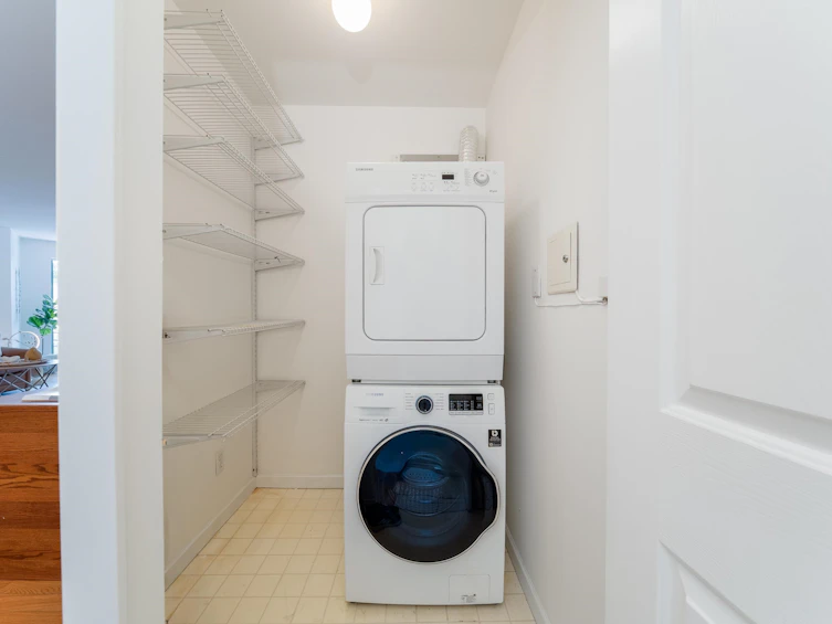 209-3131 Main Street, Vancouver, BC, V5T 3G8 - 21