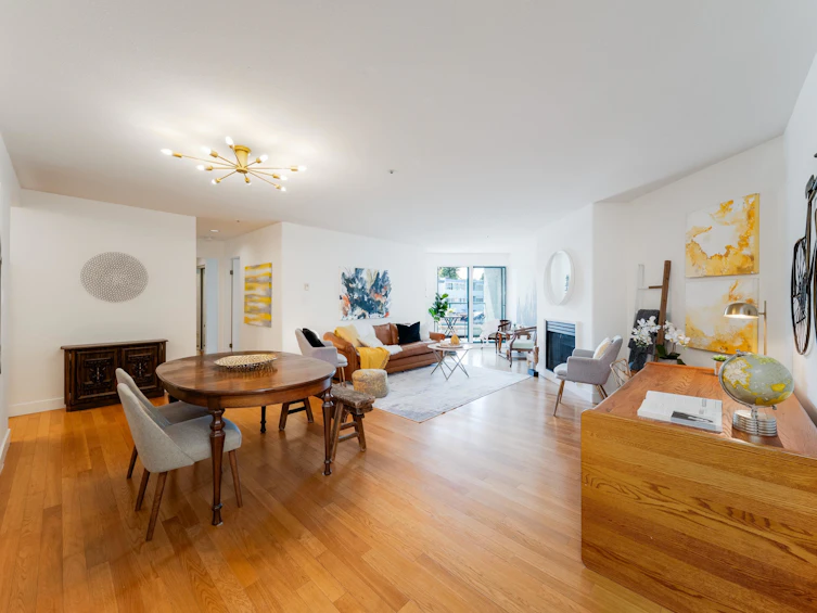 209-3131 Main Street, Vancouver, BC, V5T 3G8 - 2