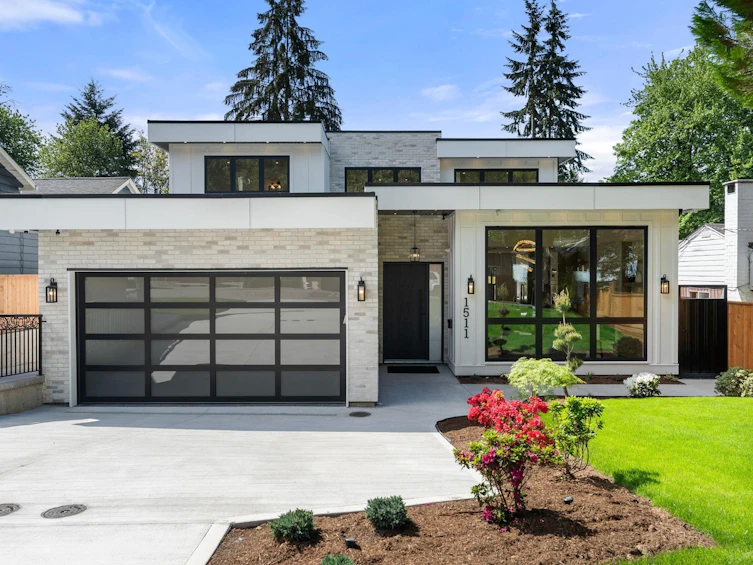 1511 Burrill Avenue, North Vancouver, BC, V7K 1L8