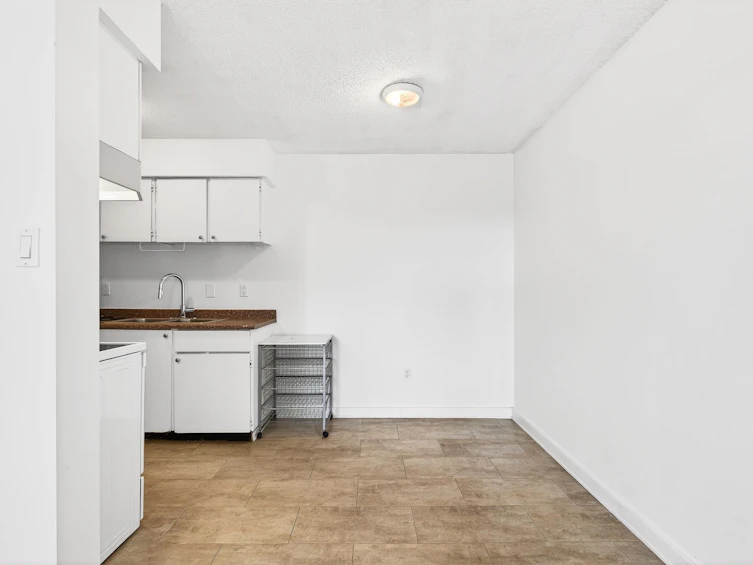 108-45 Fourth Street, New Westminster, BC, V3L 5H7 - 7