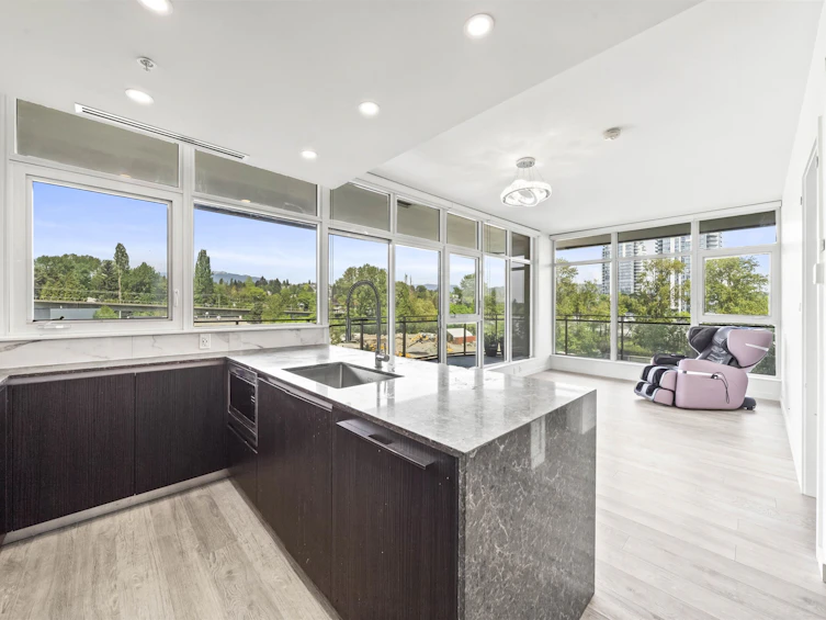 501-5333 Goring Street, Burnaby, BC, V5B 3A2 - 6