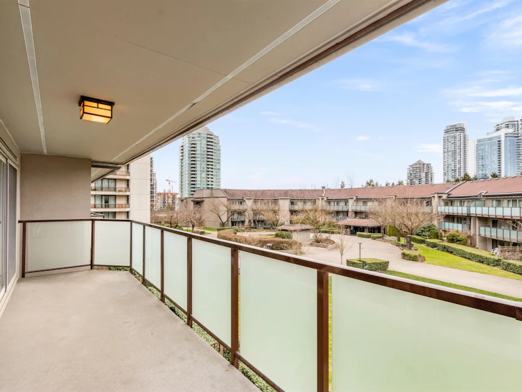 324-4373 Halifax Street, Burnaby, BC, V5C 5Z2 - 2