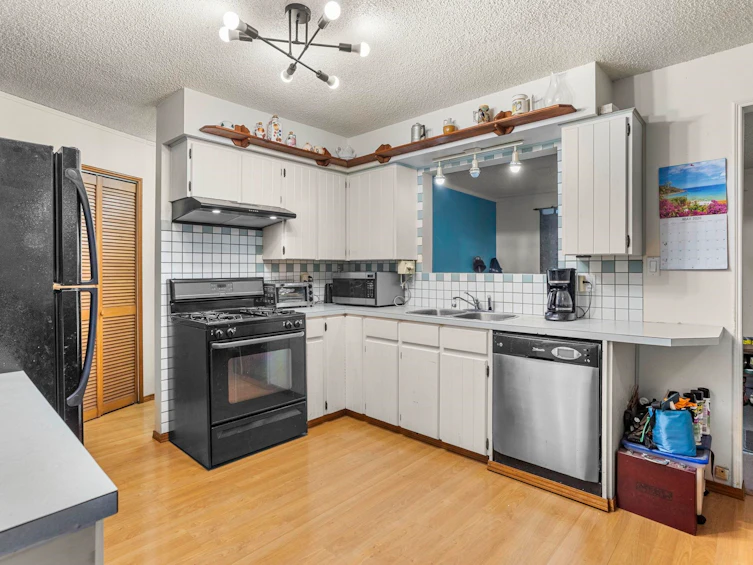 11750 Fraserview Street, Maple Ridge, BC, V2X 8A8 - 10