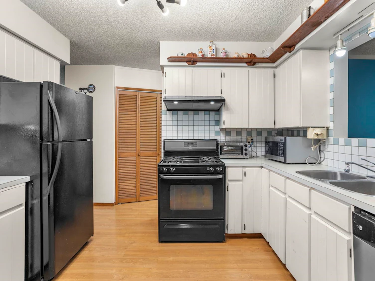 11750 Fraserview Street, Maple Ridge, BC, V2X 8A8 - 11