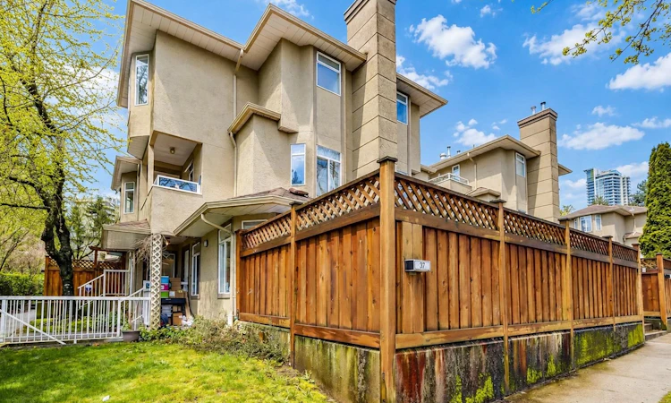 37-7188 Edmonds Street