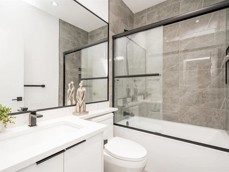 3846 Southwood Street, Burnaby, BC, V5J 2E2 - 23