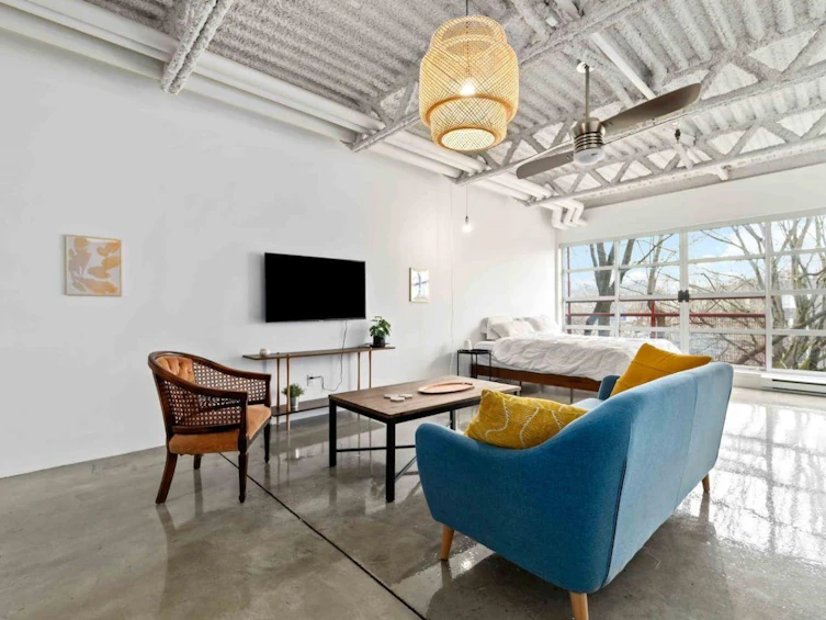 330-350 E 2nd Avenue, Vancouver, BC, V5T 4R8 - 12