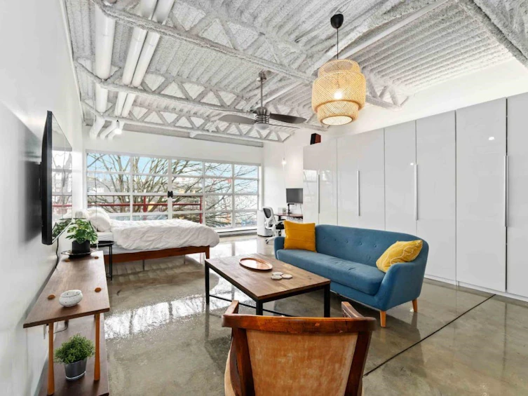 330-350 E 2nd Avenue, Vancouver, BC, V5T 4R8 - 11
