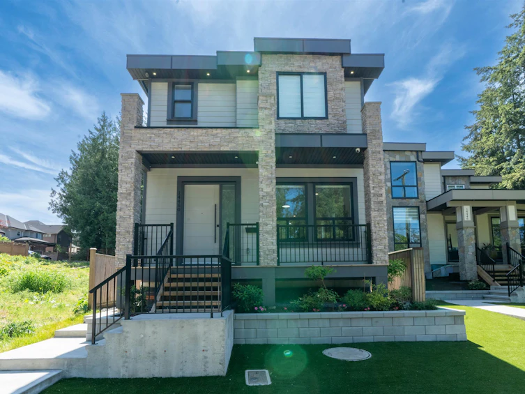14450 60 Avenue, Surrey, BC, V3S 1R3 - 2