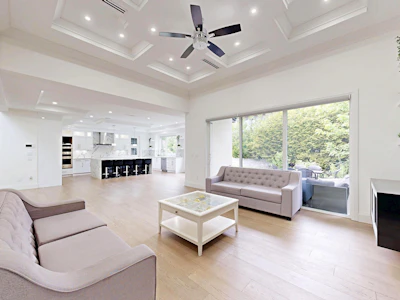 3560 Highland Boulevard - 5