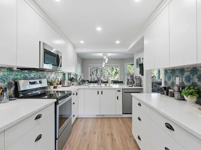 23-11737 236 Street - 5