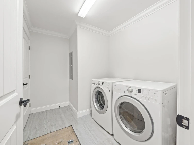 1720 Sutherland Avenue, North Vancouver, BC, V7L 4B9 - 25