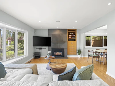 4792 Cedarcrest Avenue - 2