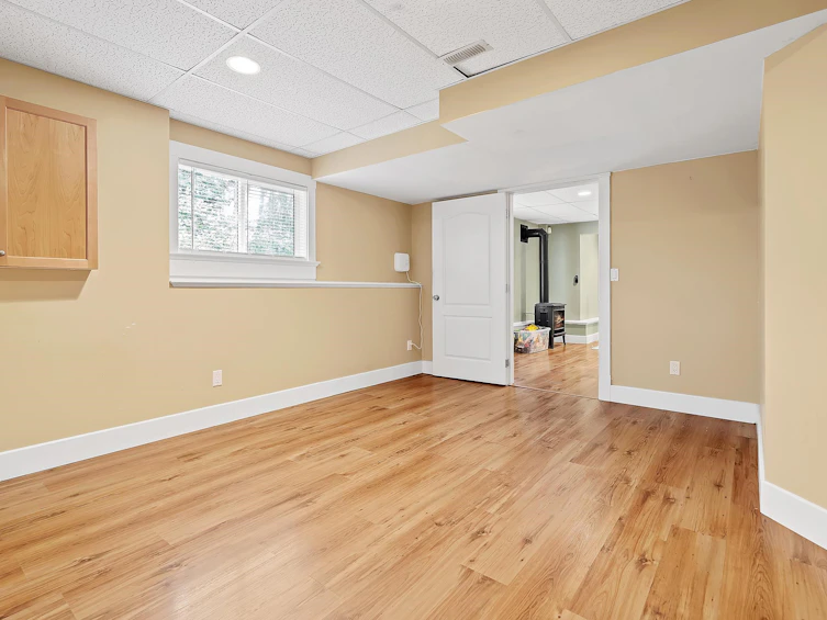 8525 Doerksen Drive, Mission, BC, V2V 7C4 - 32