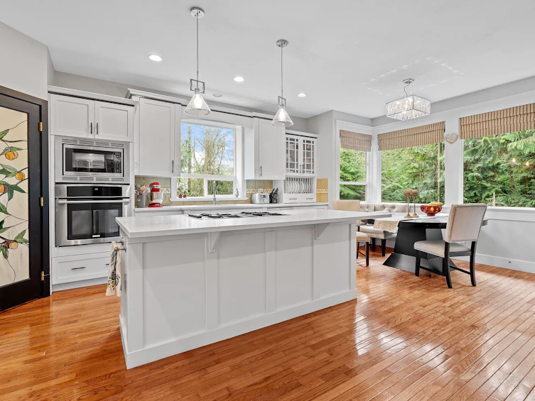 8525 Doerksen Drive, Mission, BC, V2V 7C4 - 7