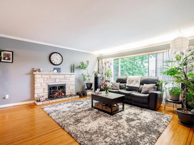 12528 Pinewood Crescent - 4