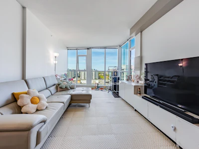 1810-8033 Saba Road - 3
