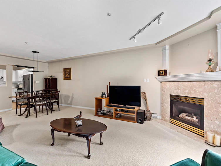 206-1283 Parkgate Avenue, North Vancouver, BC, V7H 3A3 - 5