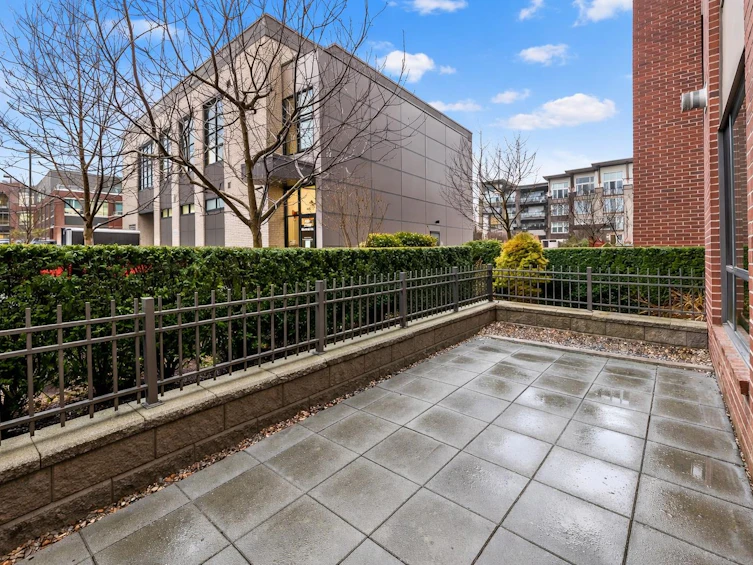110-33540 Mayfair Avenue, Abbotsford, BC, V2S 0J3 - 23