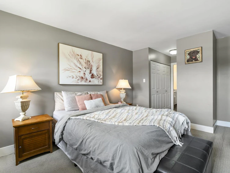 206-9763 140 Street, Surrey, BC, V3T 4M4 - 13