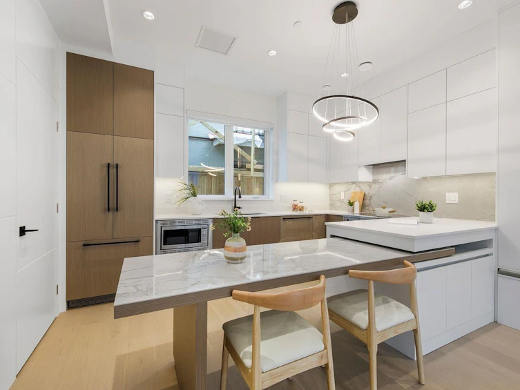 4021 West 18th Avenue, Vancouver, BC, V6S 1B9 - 8
