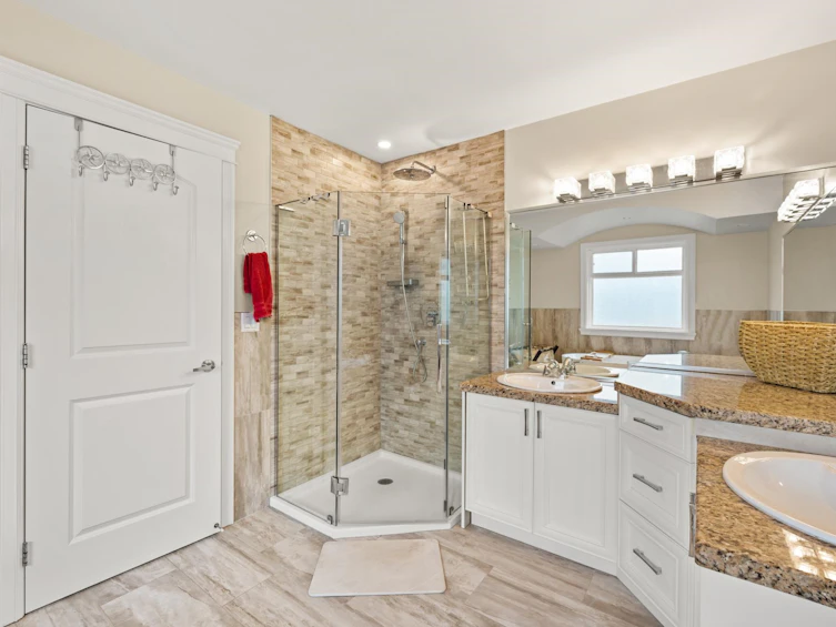 16416 92a Avenue, Surrey, BC, V4N 5N1 - 22