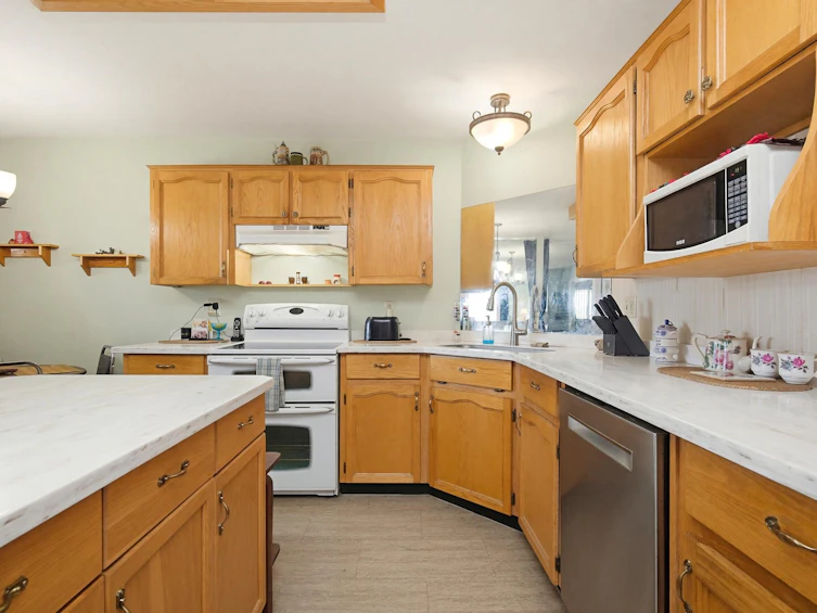 310-33030 George Ferguson Way, Abbotsford, BC, V2S 6Y2 - 8